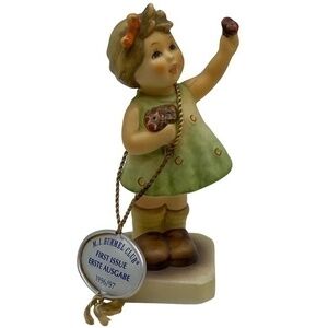 Vintage Goebel Germany M.I. Hummel Club Forever Yours Porcelain Figurine 1996/97
